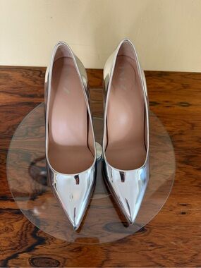 Inez Alta heels in Silver Metallic size 8W (wide)